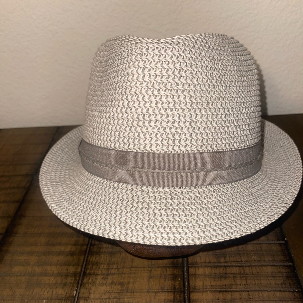 Nine West Textured Gray Hat
